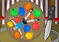 เกมส์ขว้างมีดวงล้อมรณะ (Circus Death Wheel)